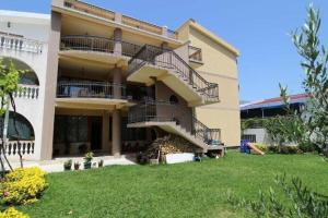 Apartment Dasic, Bar