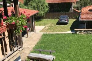 Yovkovata Kyshta Cottage, Chiflik