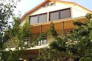 Resort Hotel surami, Surami