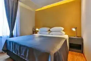 Hotel M, Podgorica
