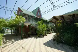 Tsvetochny Guest House, Olginka