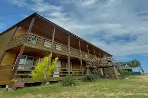 U Petrovicha Tourist base, Peresyp