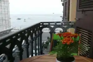 Bed and Breakfast Latomare, Naples
