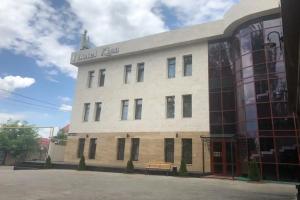 Khan Hotel, Almaty