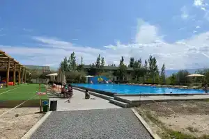 Gostinichnyy kompleks Alateniz Hotel, Akshi