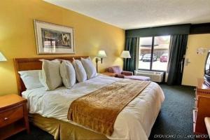 Days Inn & Suites by Wyndham Williamsburg Colonial, Williamsburg