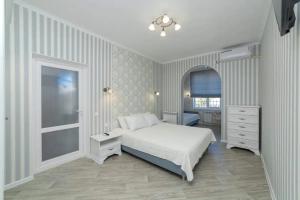 Pani Yarocka Apartments, Yevpatoriya