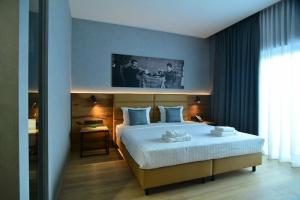 mk | resort tirana, Tirana