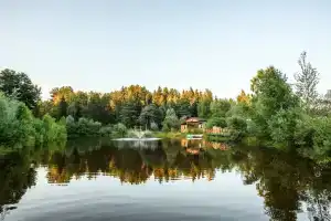 Razdolye Hotel, Netyinka