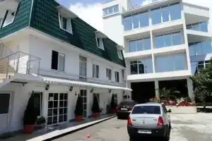 Quest House Oganes, Adler