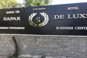 DeLuxe PLAZA Mini-hotel, Almaty