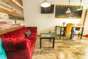 Hostel Q, Podgorica