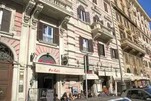 La Muraglia di San Pietro, Rome