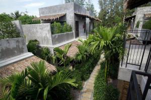 The Curve Residence, Khao Tao