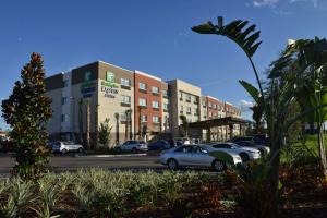 Holiday Inn Express & Suites ORLANDO SOUTHEAST by IHG, Orlando