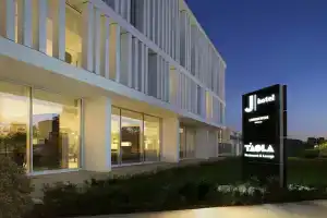 J Hotel, Torino