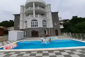Mishorskiy zamok Guest house, Koreiz