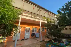 Anna Guest House, Adler