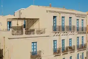 Hotel Gutkowski, Syracuse