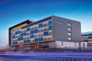Vivanta IT Expressway OMR Hotel