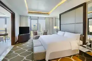 Hilton Dubai Al Habtoor City, Dubai