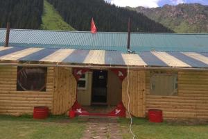 Ala-Kul guesthouse in Altyn-Arashan, Karakol