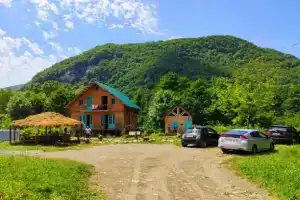 Hostel Garemo, Ambrolauri