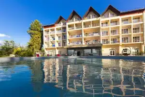 Riviera Hotel, Pitsunda