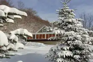 Skazka Tourist base, Nikitin