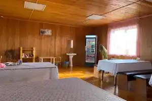 V krugu druzey Tourist base, Sartachul
