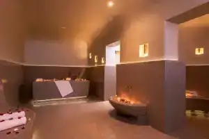 Radisson Blu, Carré Eden Hotel