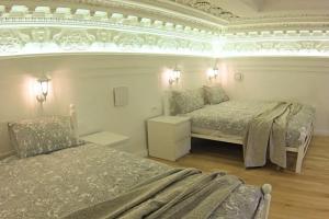 Antresol Apartments 9