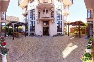 Tel'mana 23, Gelendzik