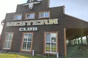 Western Club Motel, Yamok