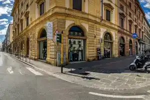 Maison Pitti Florence, Florence