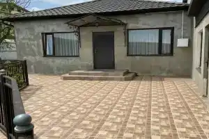 Guest house u obryva