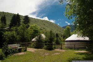 Guest House «Kara-Kyz Yurt Camp», Karakol