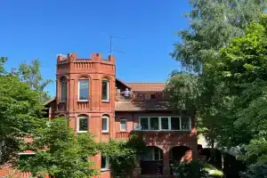 Zamok u hudozhnika Guest house, Marushkino