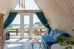 Petrova Bay Resort Hotel, Preobrazheniye