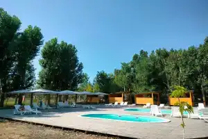 Topolya Hotel, Rastopulovka