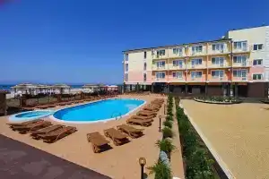 Gavan Beach Club Resort, Popovka