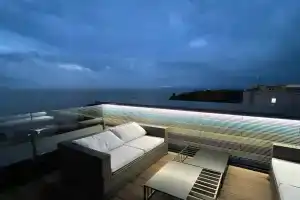 X-Clinic Hotel, Repino