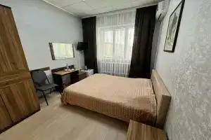 Piramida Hotel, Sorochinsk