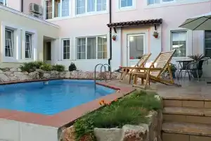 Stariy Gorod Guest House, Sevastopol