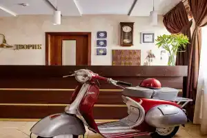 Staryij Dvorik na Mopra Hotel, Kirov