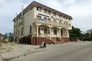 Talisman Hotel, Aktau