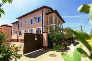 Studiya dlya vas Guest house, Krasnodar