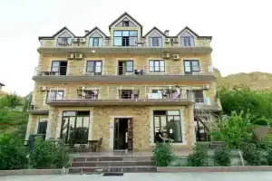 Golden Sands Tourist base, Manaskent