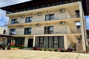 Apartments, Nizhneye Uchdere