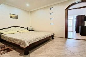 Апартаменты Море-Море на Черноморской Набережной, Feodosiya